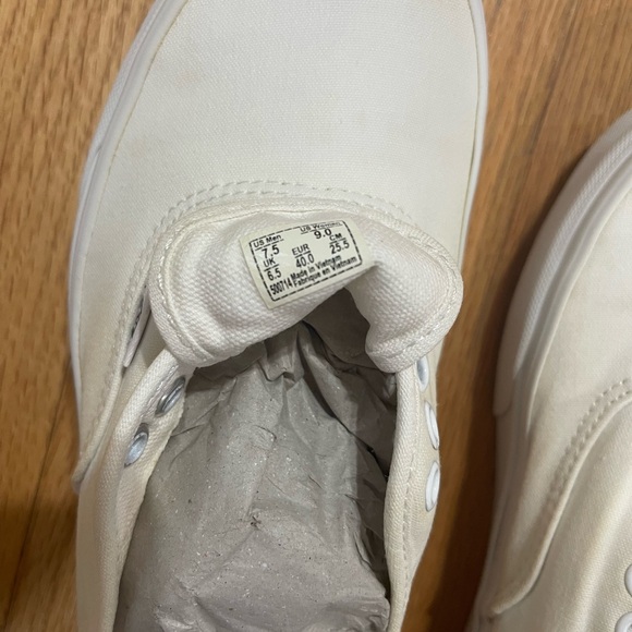 Men Vans size 7.5 - Picture 6 of 6